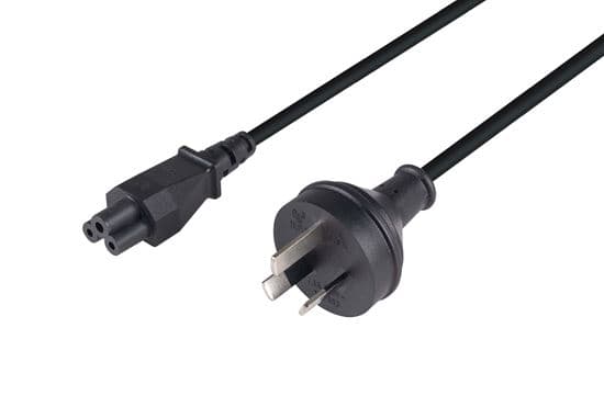 Dynamix DYNAMIX 5M 3-Pin to C5 Clover Shaped Female Connector 7.5A. C-POWERNC5