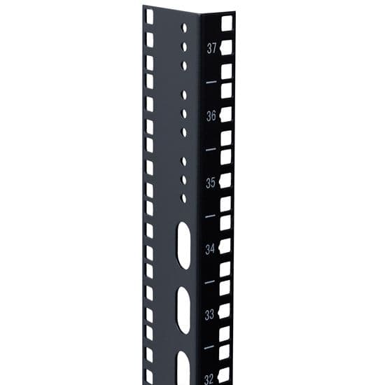 Dynamix DYNAMIX 37U L-shaped mounting rail for 600mm width cabinets. RALM37-6