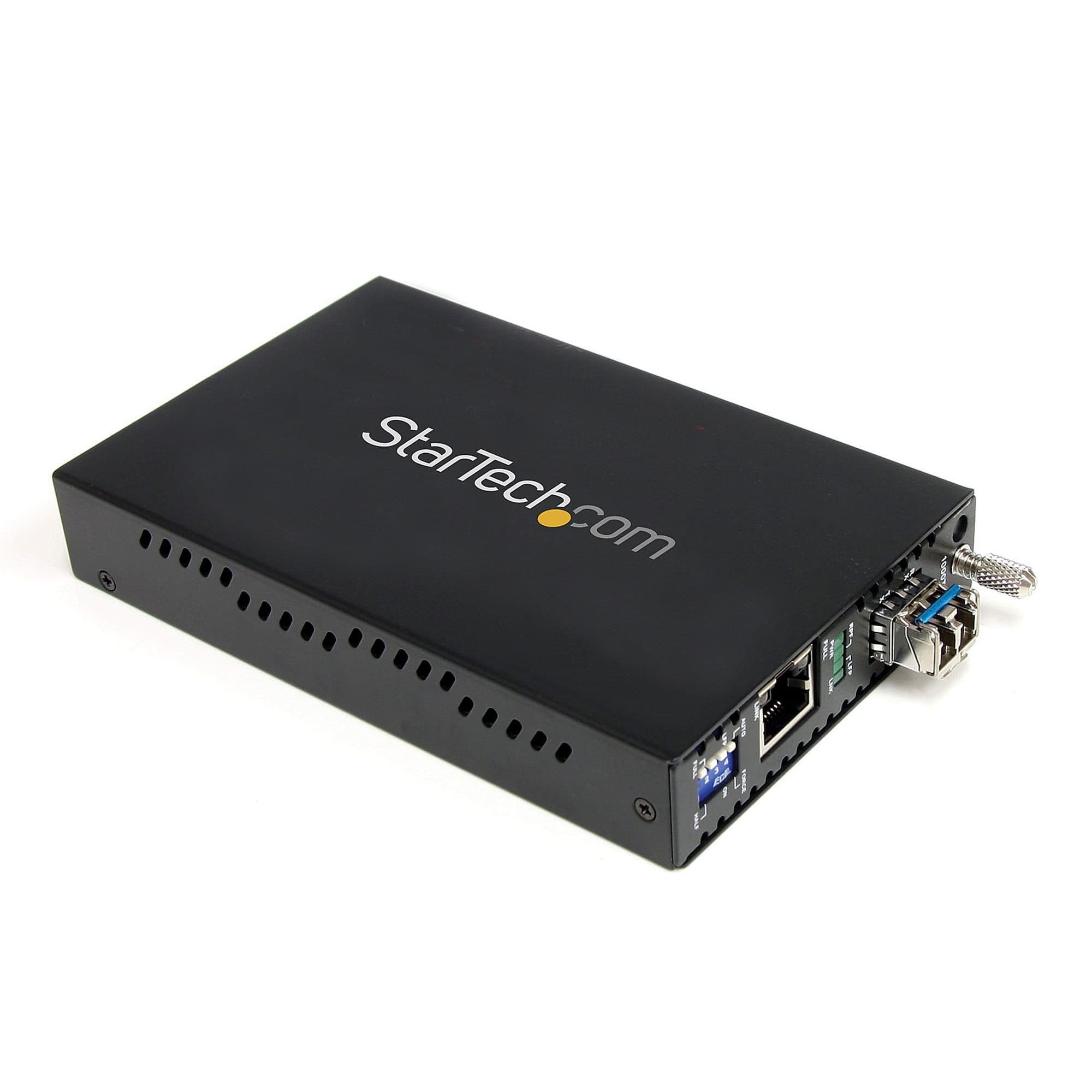 StarTech.com Gigabit Single Mode Fiber Media Converter 1000Mbps 365210