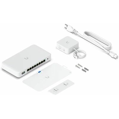 UBIQUITI NETWORKS Compact PoE+ switch with (1) 10 GbE UBIQUITI NETWORKS — view 2